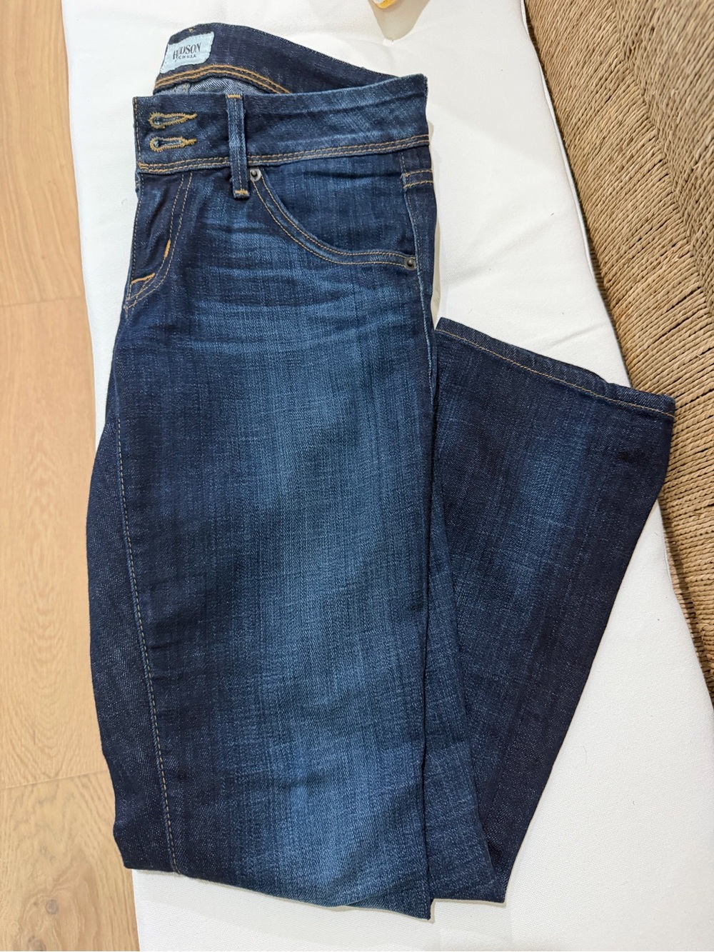 Hudson Jeans size 24- cropped
